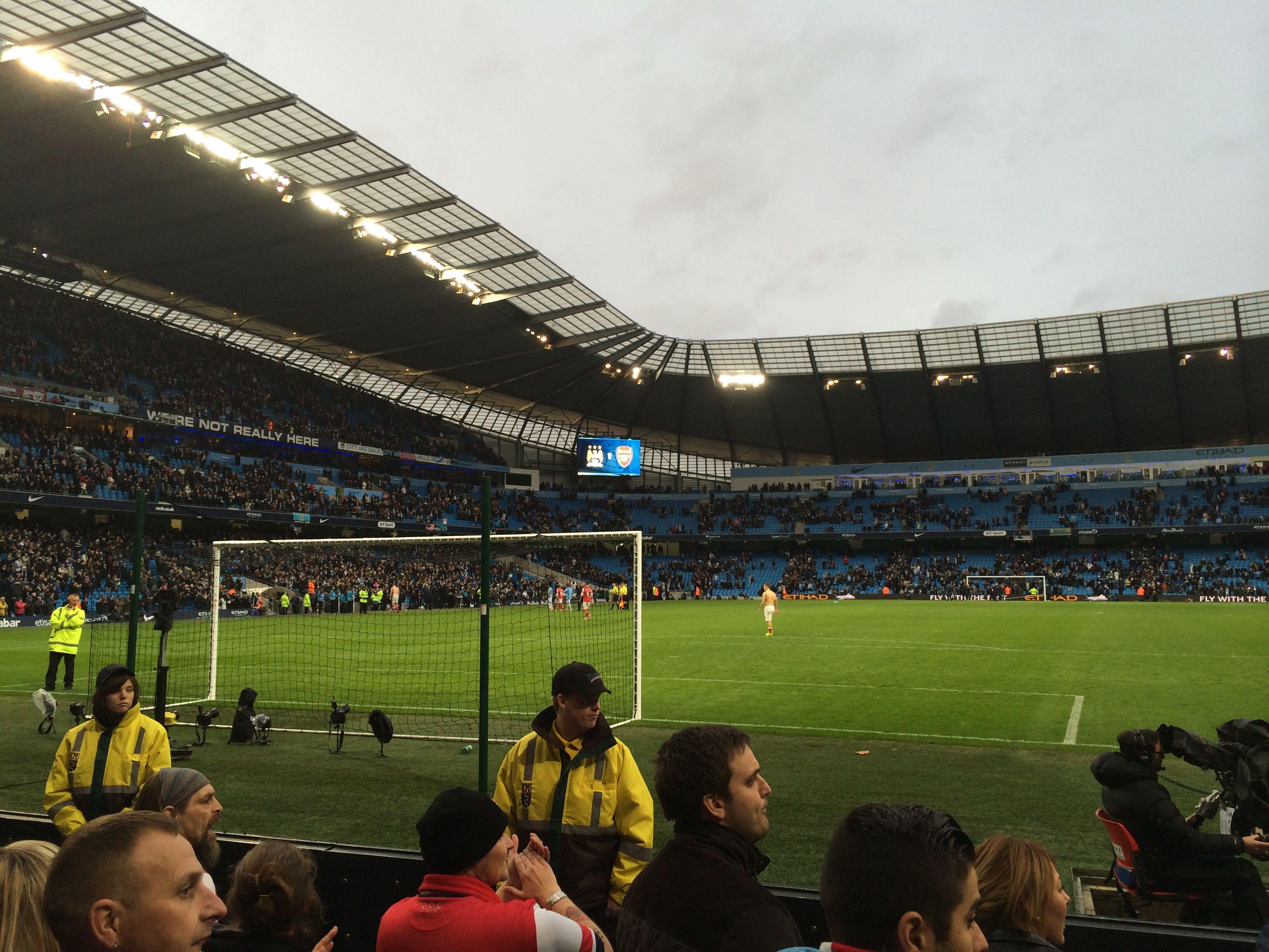 间里经历了 间里经历了